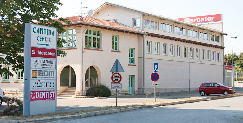 Dental studio